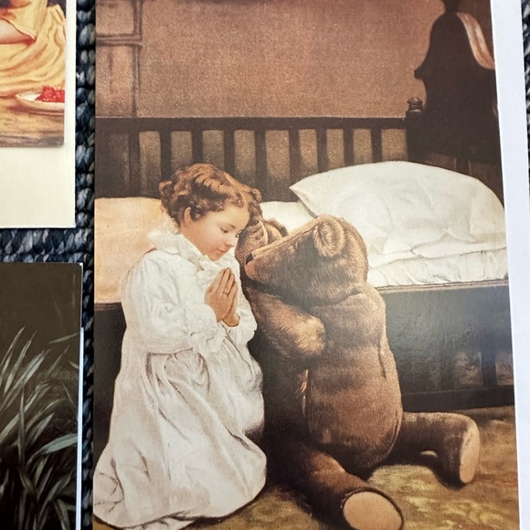 New 4 of different brand of Art Girl’s cards with envelopes. - Picture 6 of 9